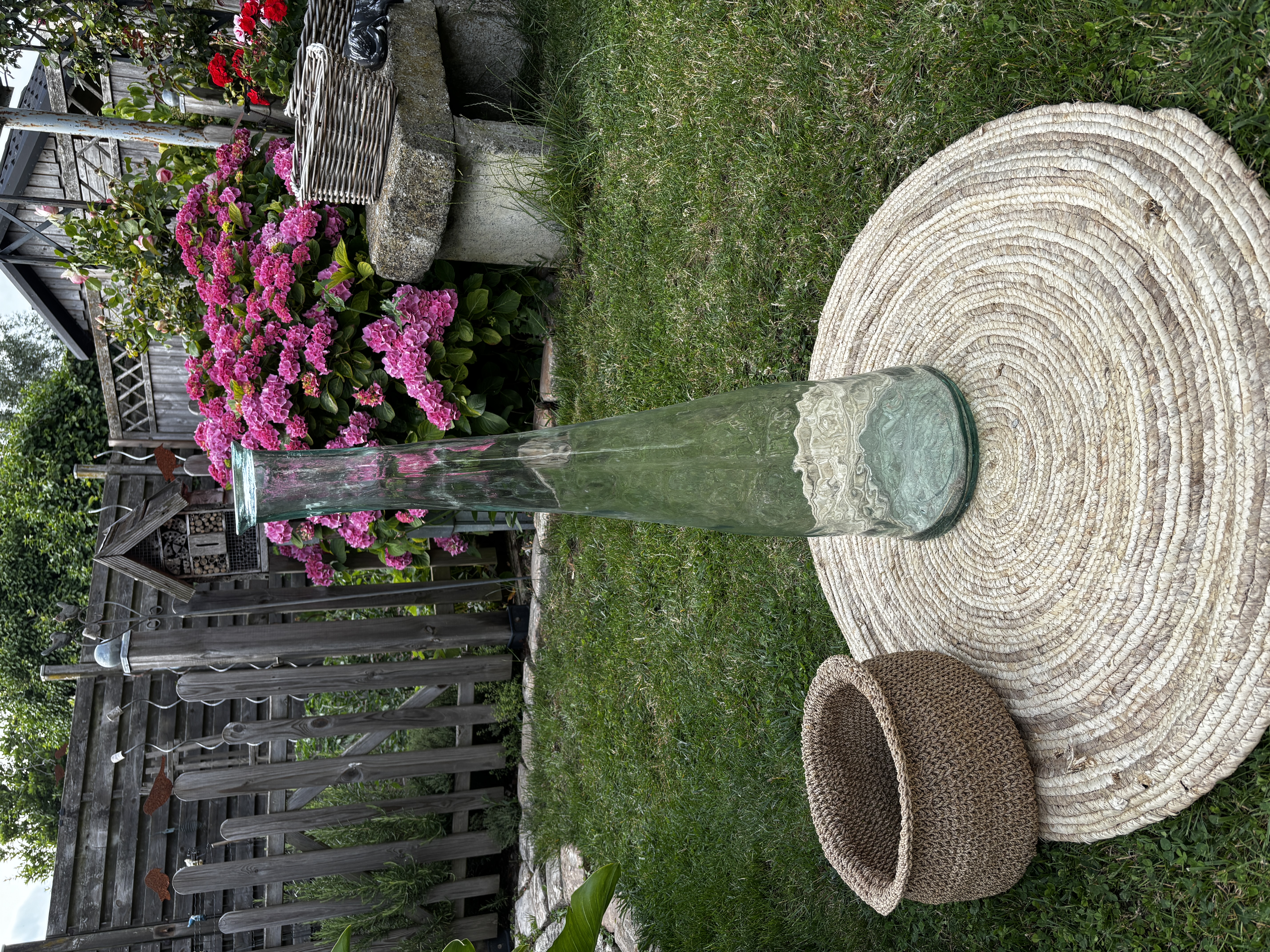 Long vase